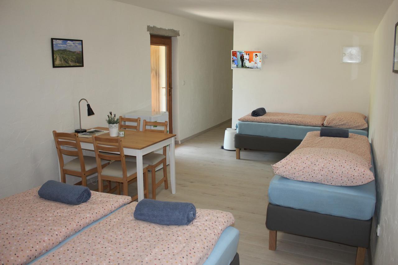 Apartman Lipa Mikulov Eksteriør bilde